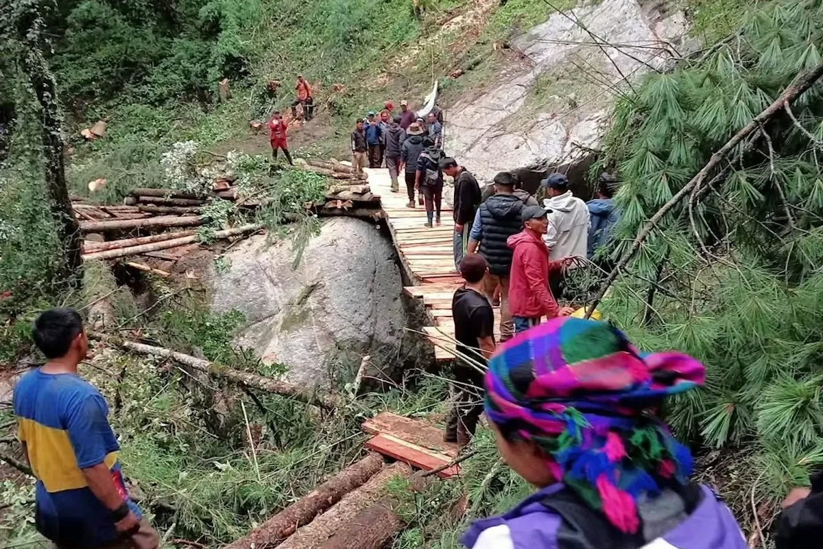 Manaslu Circuit Trek Reopens After Locals Build Alternative Trail and Temporary Bridge