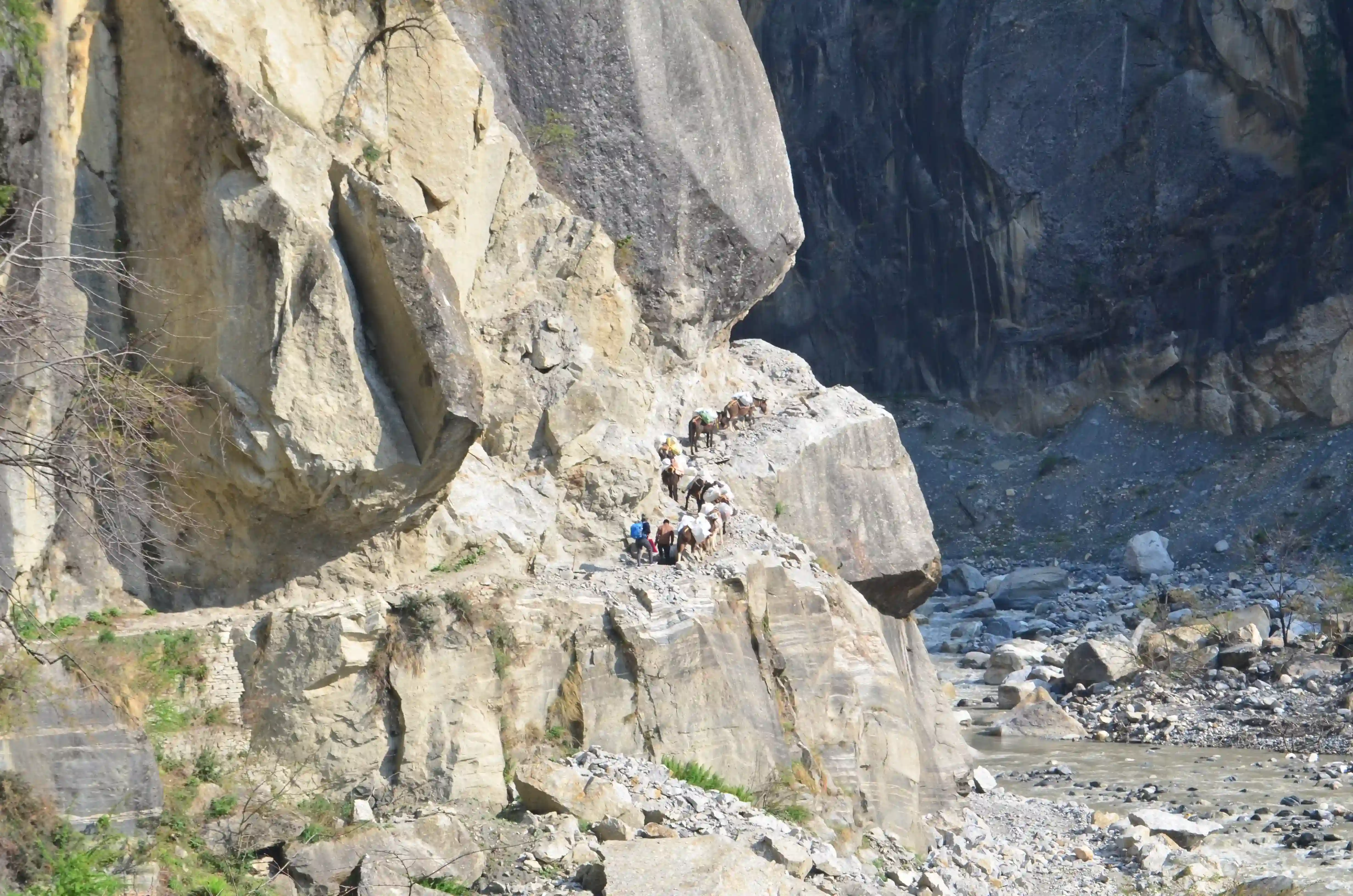Nar Phu Trek - 10 Days - photo 1